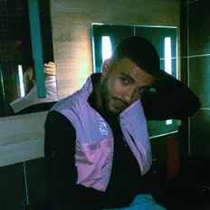 Insideを聴いたり、ミュージックビデオを鑑賞したり、経歴やツアー日程などを確認したりしましょう！