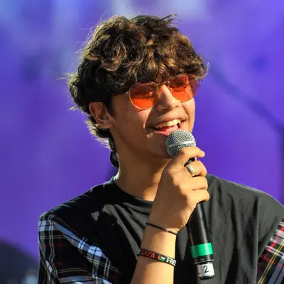 Listen to Harris J, watch music videos, read bio, see tour dates & more!