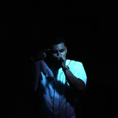 收听 Aye Brook、观看音乐视频、阅读小传、查看巡演日期等 ！