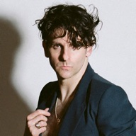 Low Cut Connie