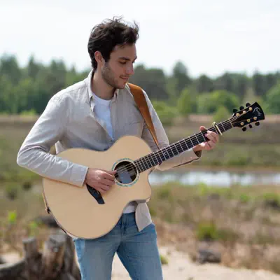 Listen to Guus Dielissen, watch music videos, read bio, see tour dates & more!
