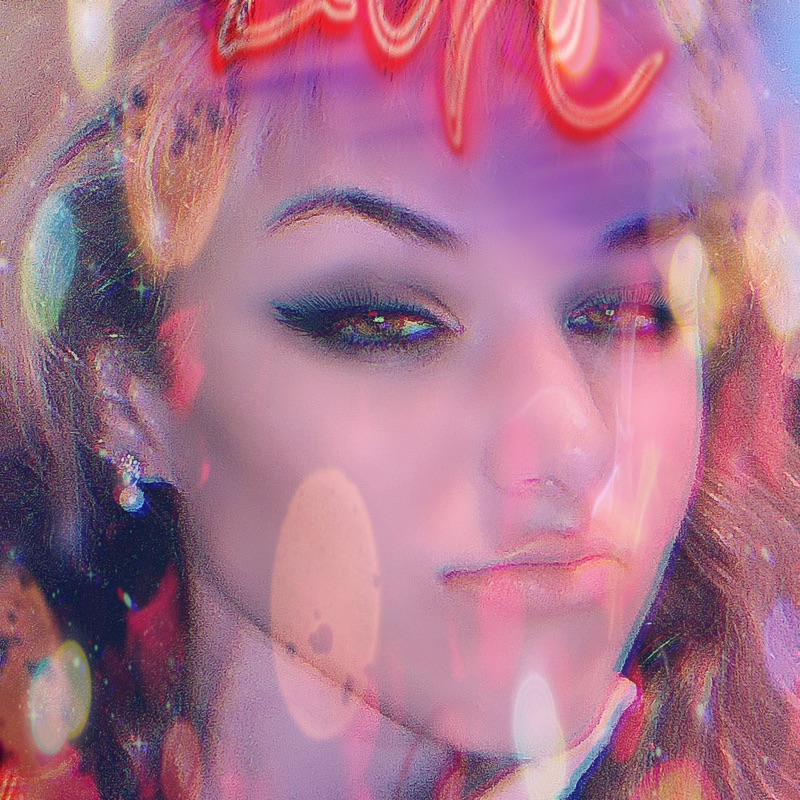 Song - Junko Posing (Extended) - Josiane Lessard