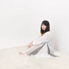 收听 Cettia、观看音乐视频、阅读小传、查看巡演日期等 ！