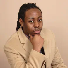 Dengarkan Cooze, tonton video musik, baca bio, lihat tanggal tur & lainnya!