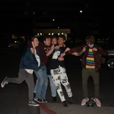 Hör dir Naked in Public an, schau dir Musikvideos an, lies die Biografie, finde Tourdaten und mehr!