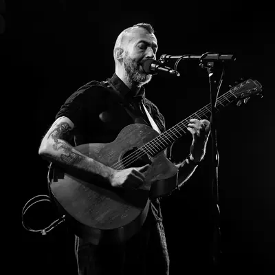 Listen to Jon Gomm, watch music videos, read bio, see tour dates & more!