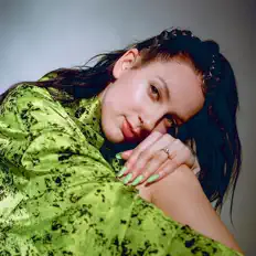 收听 New Ro、观看音乐视频、阅读小传、查看巡演日期等 ！