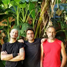 Listen to Acorazado Potemkin, watch music videos, read bio, see tour dates & more!