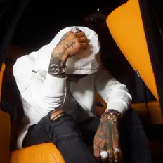 聆聽 Mularjuice、觀看音樂影片、閱讀小傳、查看巡演日期等！