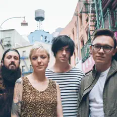 Creepoid सुनें, म्यूज़िक वीडियो देखें, बायो पढ़ें, दौरे की तारीखें और बहुत कुछ देखें!