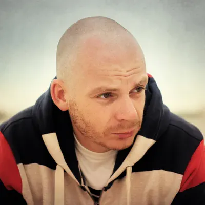 Listen to Sebb Aston, watch music videos, read bio, see tour dates & more!