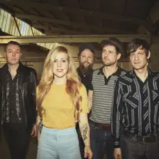 Ascolta Rhonda, guarda video musicali, leggi la biografia, vedi le date del tour & altro!
