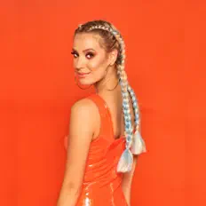 Listen to Ines Erbus, watch music videos, read bio, see tour dates & more!