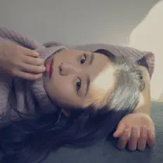 Ouça 김민진, assista a videoclipes, leia a biografia, veja as datas das turnês e mais!