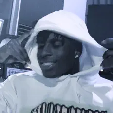 聆聽 Olympus Mars、觀看音樂影片、閱讀小傳、查看巡演日期等！