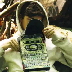 收听 Chrle、观看音乐视频、阅读小传、查看巡演日期等 ！