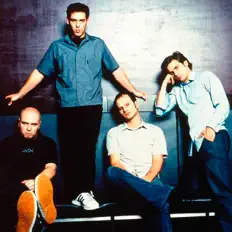 Dengarkan Liquido, tonton video musik, baca bio, lihat tanggal tur & lainnya!