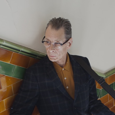 Listen to Rab Noakes, watch music videos, read bio, see tour dates & more!