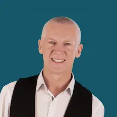 Ouça Eduard Klassen, assista a videoclipes, leia a biografia, veja as datas das turnês e mais!