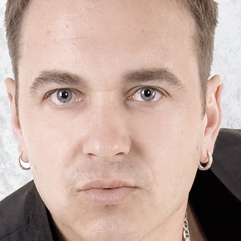 Weekend - Halo tu Londyn