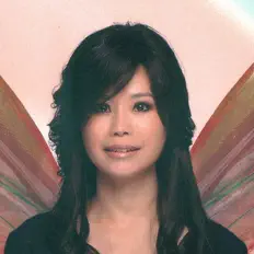 Chan Ya-Wenを聴いたり、ミュージックビデオを鑑賞したり、経歴やツアー日程などを確認したりしましょう！