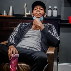 Luister naar Greedy Bandz, bekijk muziekvideo's, lees de bio, bekijk de tourdata, en meer!