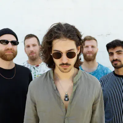 Listen to Julian Frampton Band, watch music videos, read bio, see tour dates & more!
