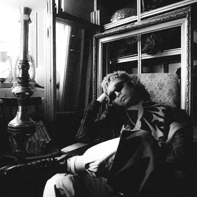 Listen to IAN HOPELESS, watch music videos, read bio, see tour dates & more!