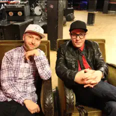 Listen to Djämes Braun, watch music videos, read bio, see tour dates & more!