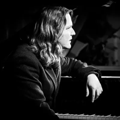 Listen to Oliver Nosaczynski Bohovič, watch music videos, read bio, see tour dates & more!
