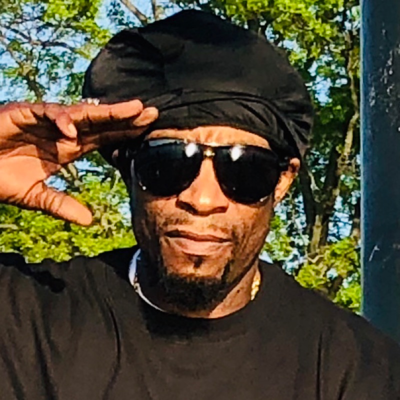 Mr. Cheeks - Lights, Camera, Action! (Instrumental) [Remix] [feat. Missy "Misdemeanor" Elliott & P. Diddy] [Remix - Instrumental]