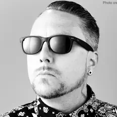 Listen to Fingazz, watch music videos, read bio, see tour dates & more!