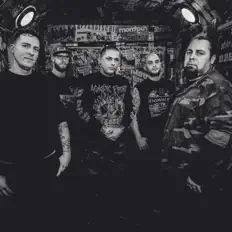 Escucha a Toxpack, mira videos musicales, lee su biografía, consulta las fechas de las gira y más.