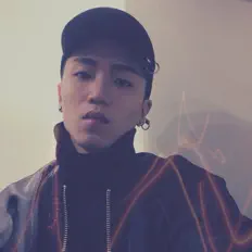Listen to 林可人, watch music videos, read bio, see tour dates & more!