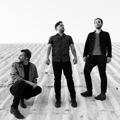 Listen to Astro Diver, watch music videos, read bio, see tour dates & more!
