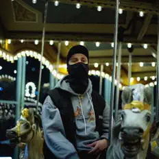 Escucha a Def Manic, mira videos musicales, lee su biografía, consulta las fechas de las gira y más.