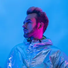 Ascolta СПЭЙСКИД, guarda video musicali, leggi la biografia, vedi le date del tour & altro!