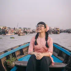 Listen to Phương Mỹ Chi, watch music videos, read bio, see tour dates & more!