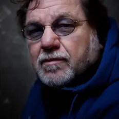 Listen to Klaus Lage, watch music videos, read bio, see tour dates & more!