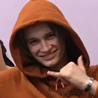 Hör dir undefined an, schau dir Musikvideos an, lies die Biografie, finde Tourdaten und mehr!