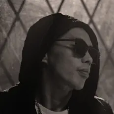 Listen to Benzooloo, watch music videos, read bio, see tour dates & more!