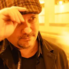 Listen to Papik, watch music videos, read bio, see tour dates & more!