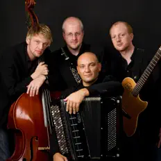 Listen to Los Cuatro De La Sala, watch music videos, read bio, see tour dates & more!