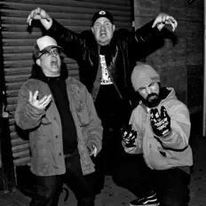 Darkside NYC을(를) 듣고, 뮤직 비디오를 보고, 약력을 읽고, 투어 일정 등을 확인하세요!