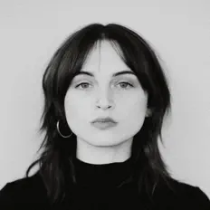 Dengarkan Anika Pyle, tonton video musik, baca bio, lihat tanggal tur & lainnya!