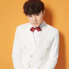 Listen to Danfeng Zhang, watch music videos, read bio, see tour dates & more!
