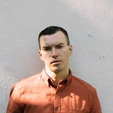 Ascolta Charles Joseph, guarda video musicali, leggi la biografia, vedi le date del tour & altro!