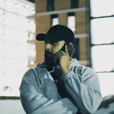 OB dinle, müzik videolarını izle, biyografisini oku, tur tarihlerini ve daha fazlasını gör!