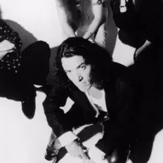 收听 Stephen Pearcy、观看音乐视频、阅读小传、查看巡演日期等 ！