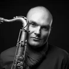 收听 Sergey Golovnya、观看音乐视频、阅读小传、查看巡演日期等 ！